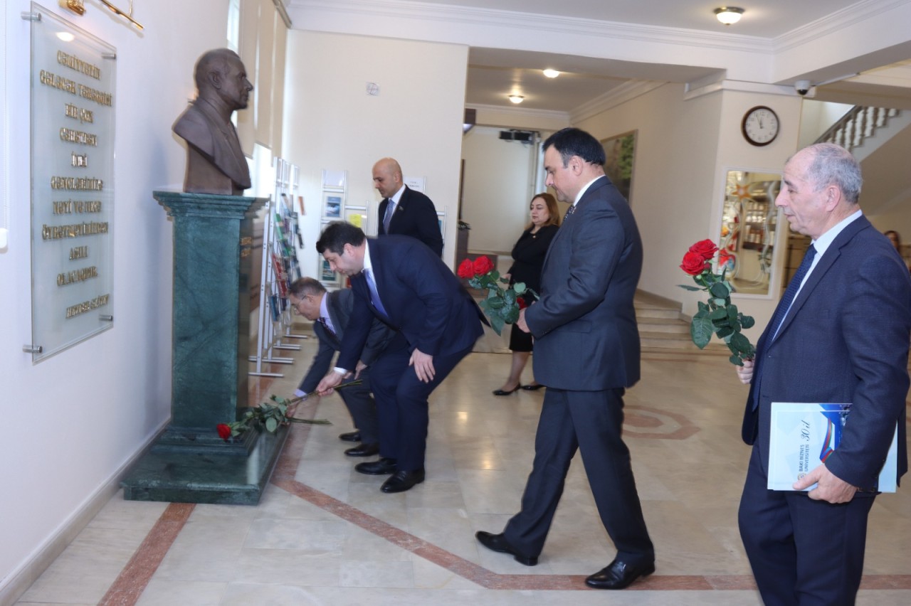 “Böyük Qayıdışı uğurla həyata keçirən Lider!” mövzusunda tədbir keçirilib - FOTOLAR